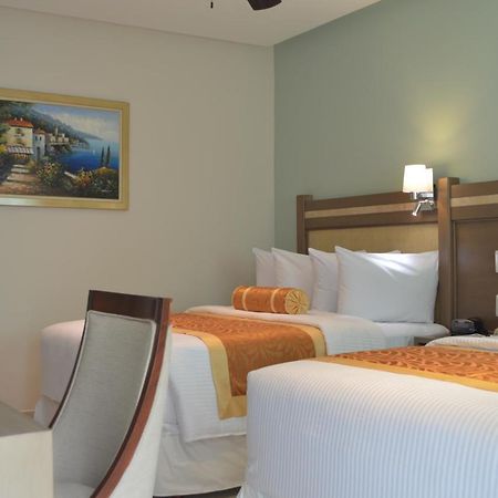Hotel Villa Magna Poza Rica Luaran gambar