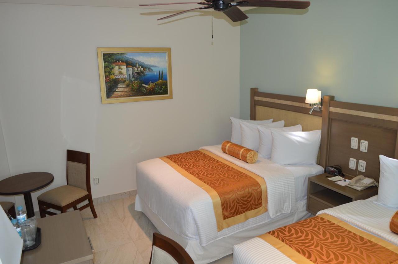 Hotel Villa Magna Poza Rica Luaran gambar